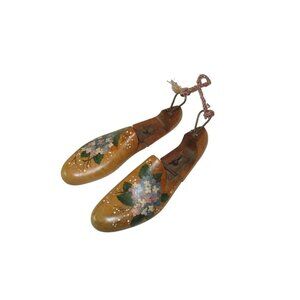 *D B Mackay Tree Maker Vintage Wooden Shoe Form Handpainted Hinged Floral Design